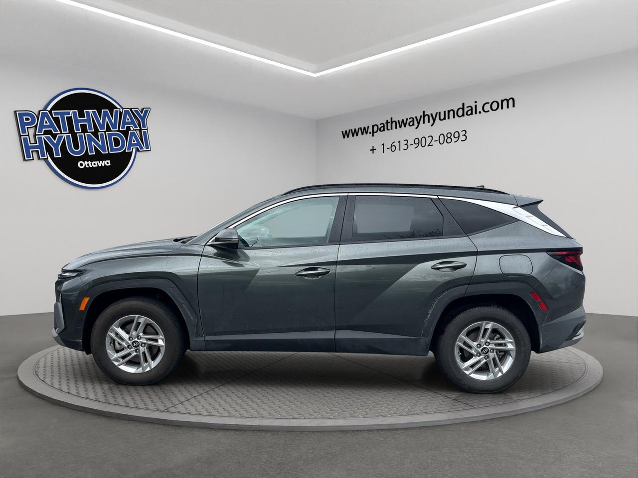 2026 Hyundai Tucson Preferred | Reverse Cam | Heated Seats Photo