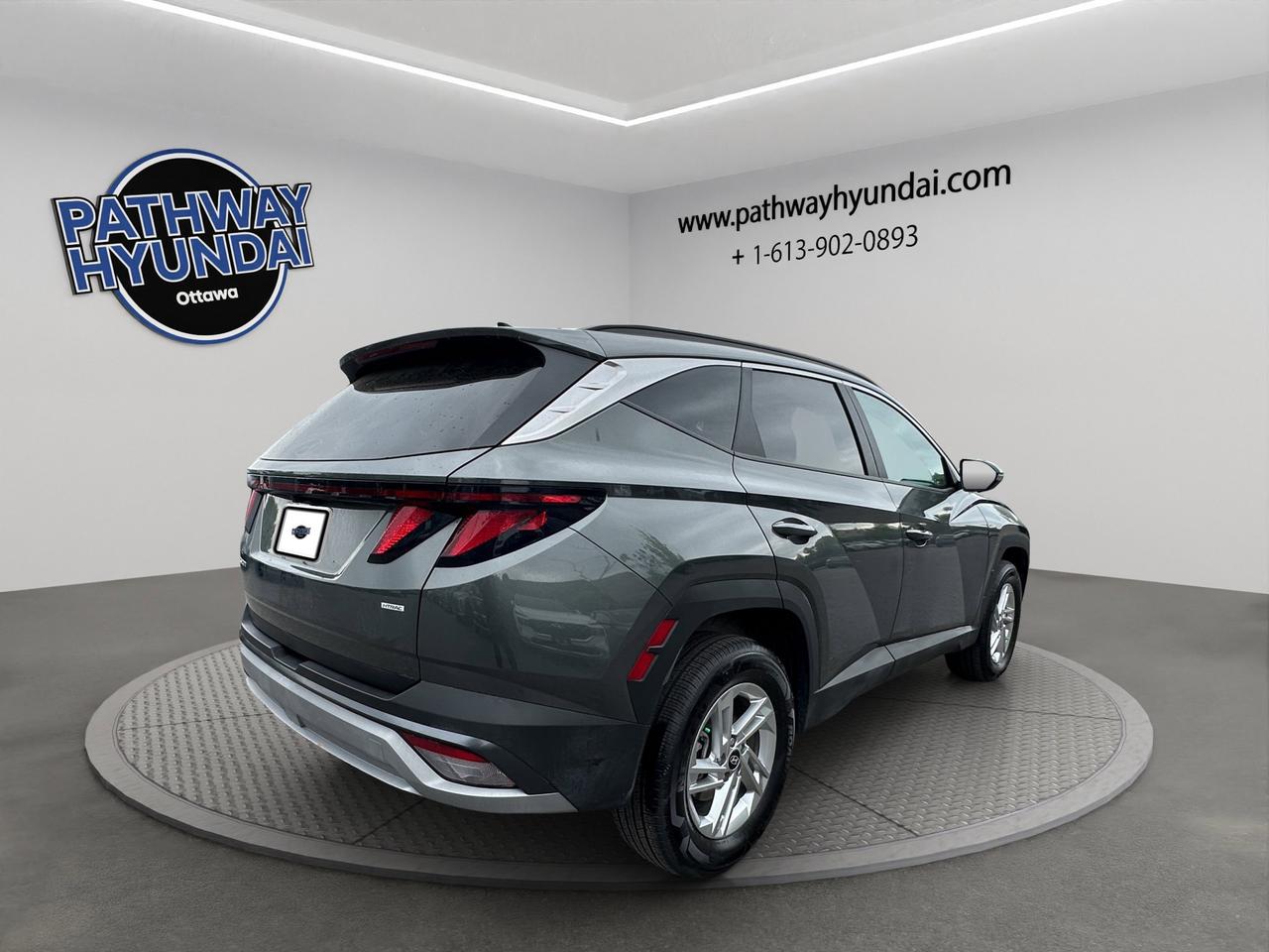 2026 Hyundai Tucson Preferred | Reverse Cam | Heated Seats Photo
