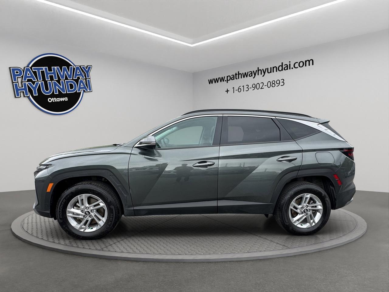 2026 Hyundai Tucson Preferred | Reverse Cam | Heated Seats Photo