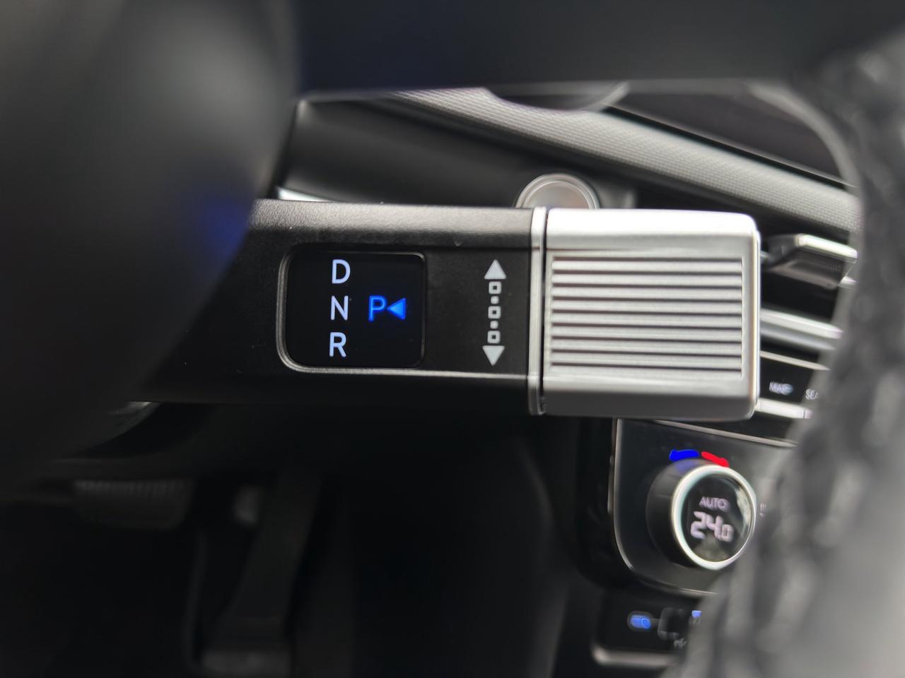 2026 Hyundai Tucson Preferred | Reverse Cam | Heated Seats Photo