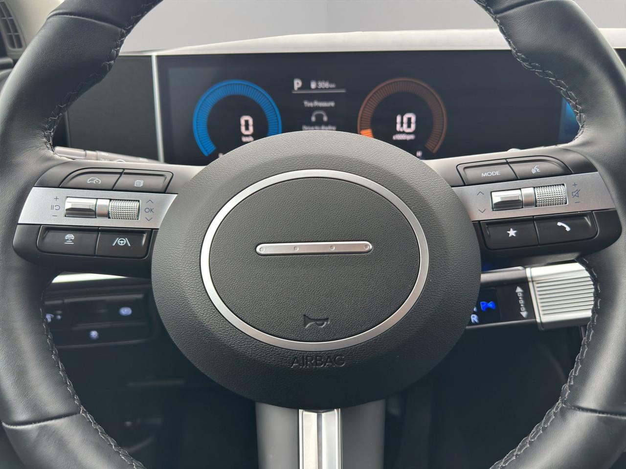 2026 Hyundai Tucson Preferred | Reverse Cam | Heated Seats Photo