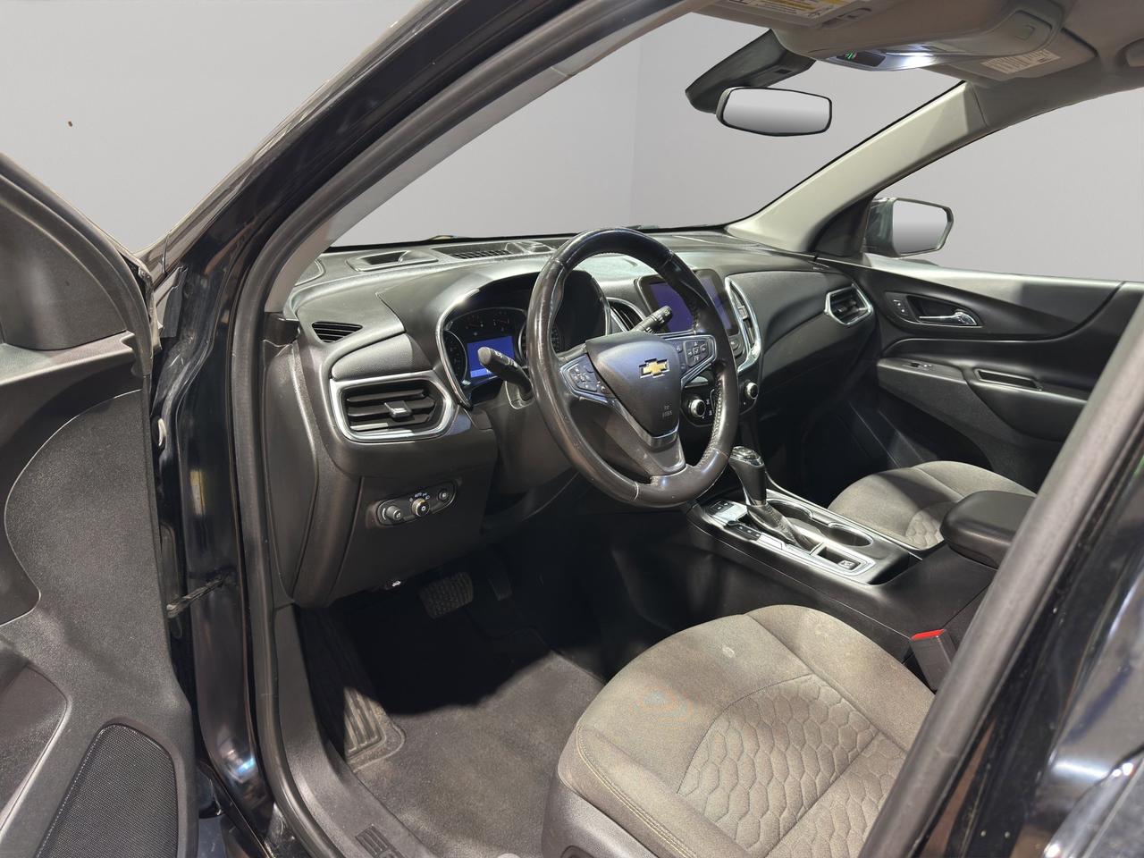 2020 Chevrolet Equinox LT | Reverse Cam | Heated Seats Photo