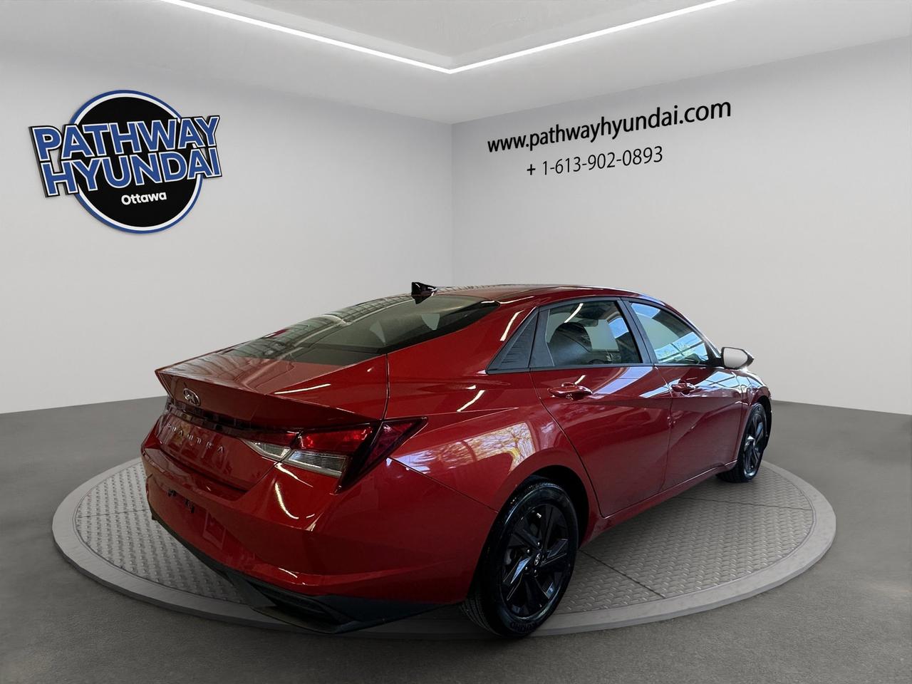 2021 Hyundai Elantra Preferred | Reverse Cam | Heated Seats Photo
