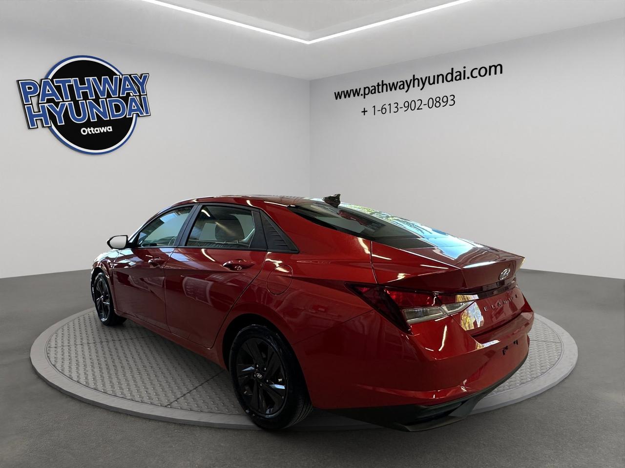 2021 Hyundai Elantra Preferred | Reverse Cam | Heated Seats Photo