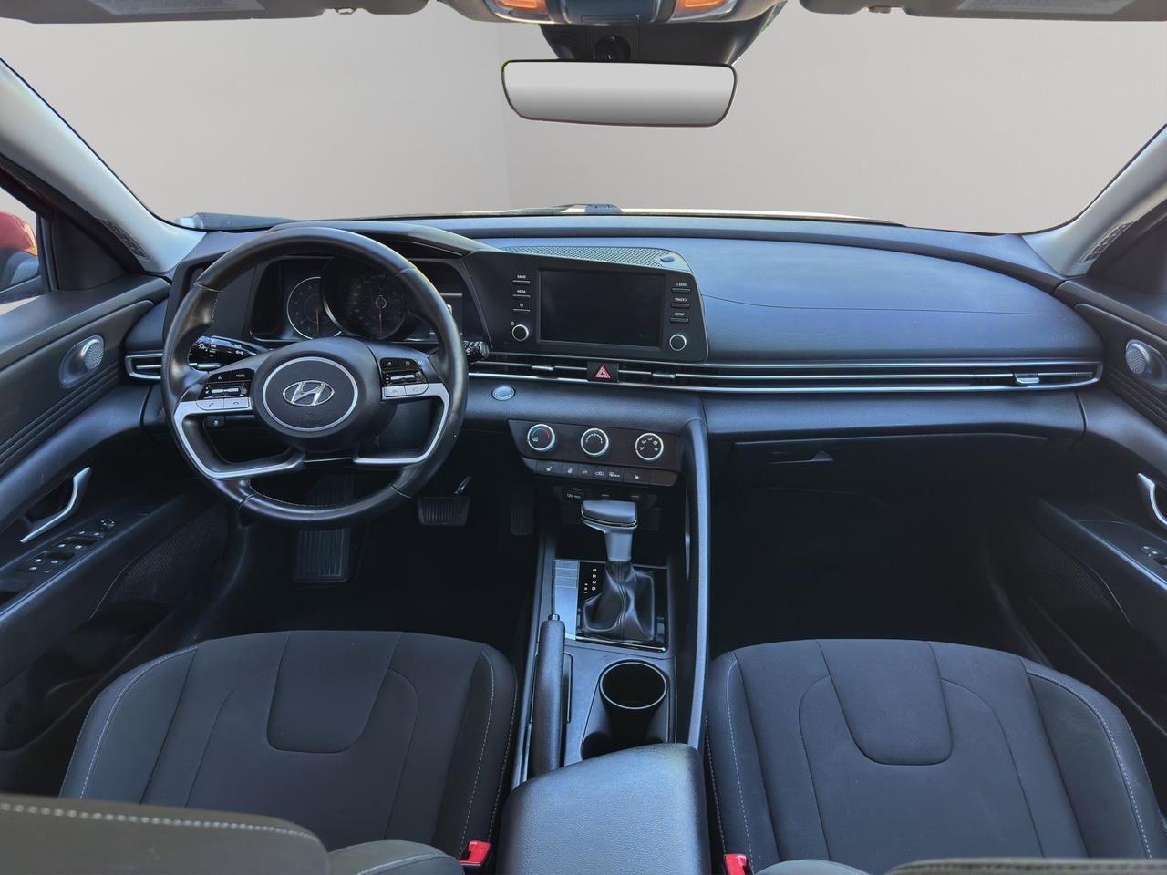 2021 Hyundai Elantra Preferred | Reverse Cam | Heated Seats Photo