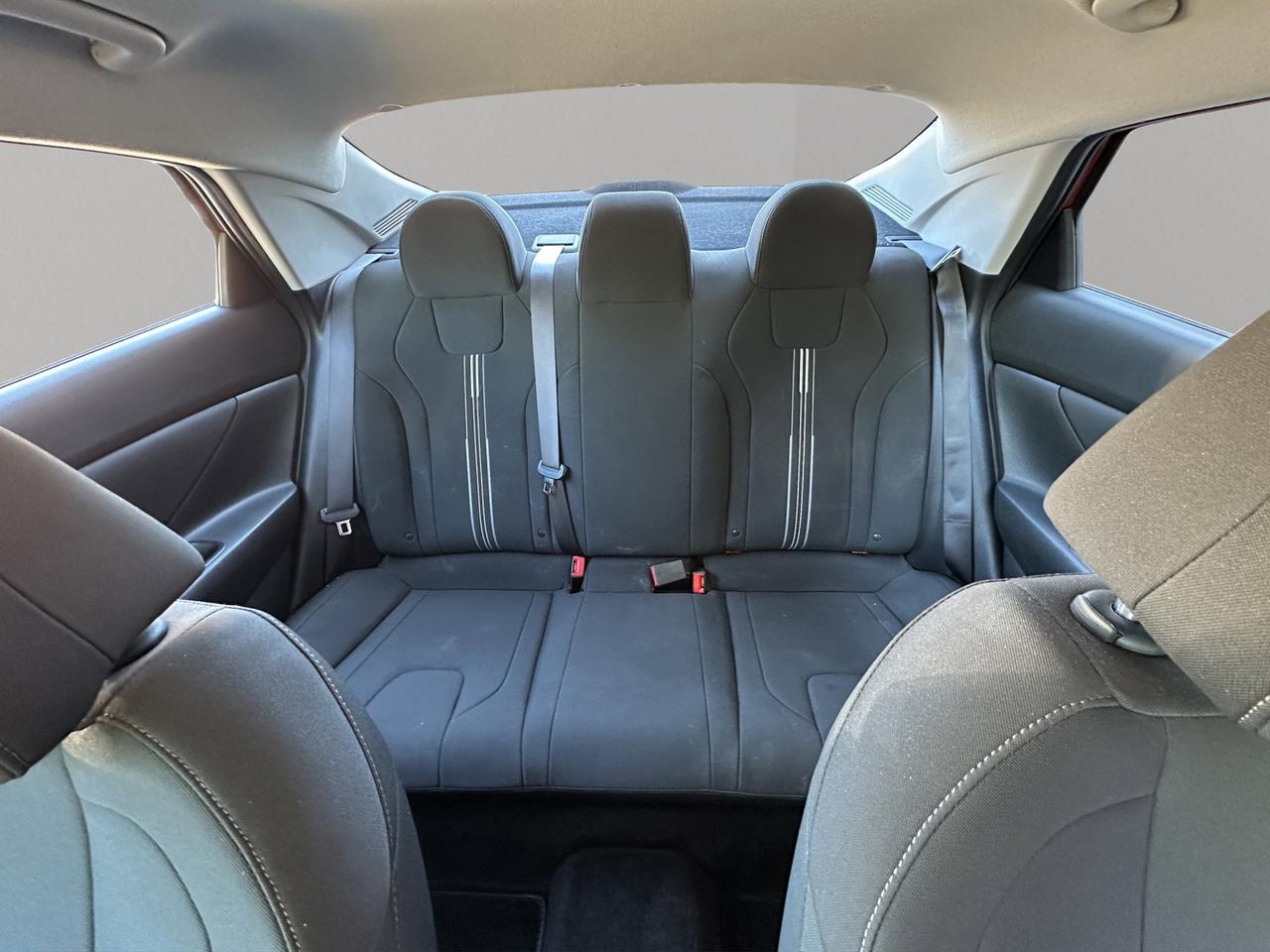 2021 Hyundai Elantra Preferred | Reverse Cam | Heated Seats Photo