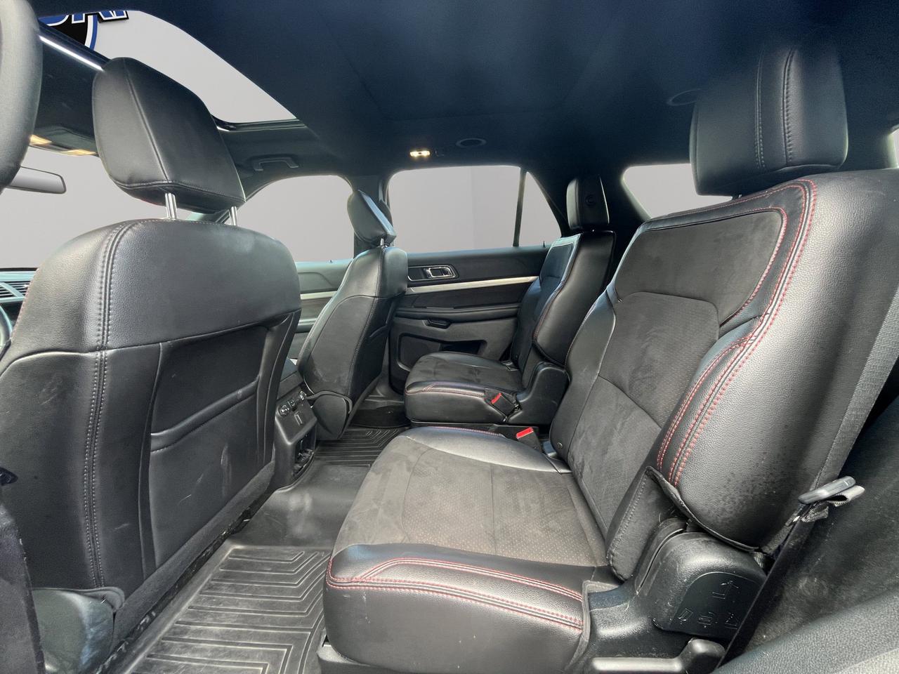 2018 Ford Explorer XLT | Reverse Cam | Heated Seats Photo