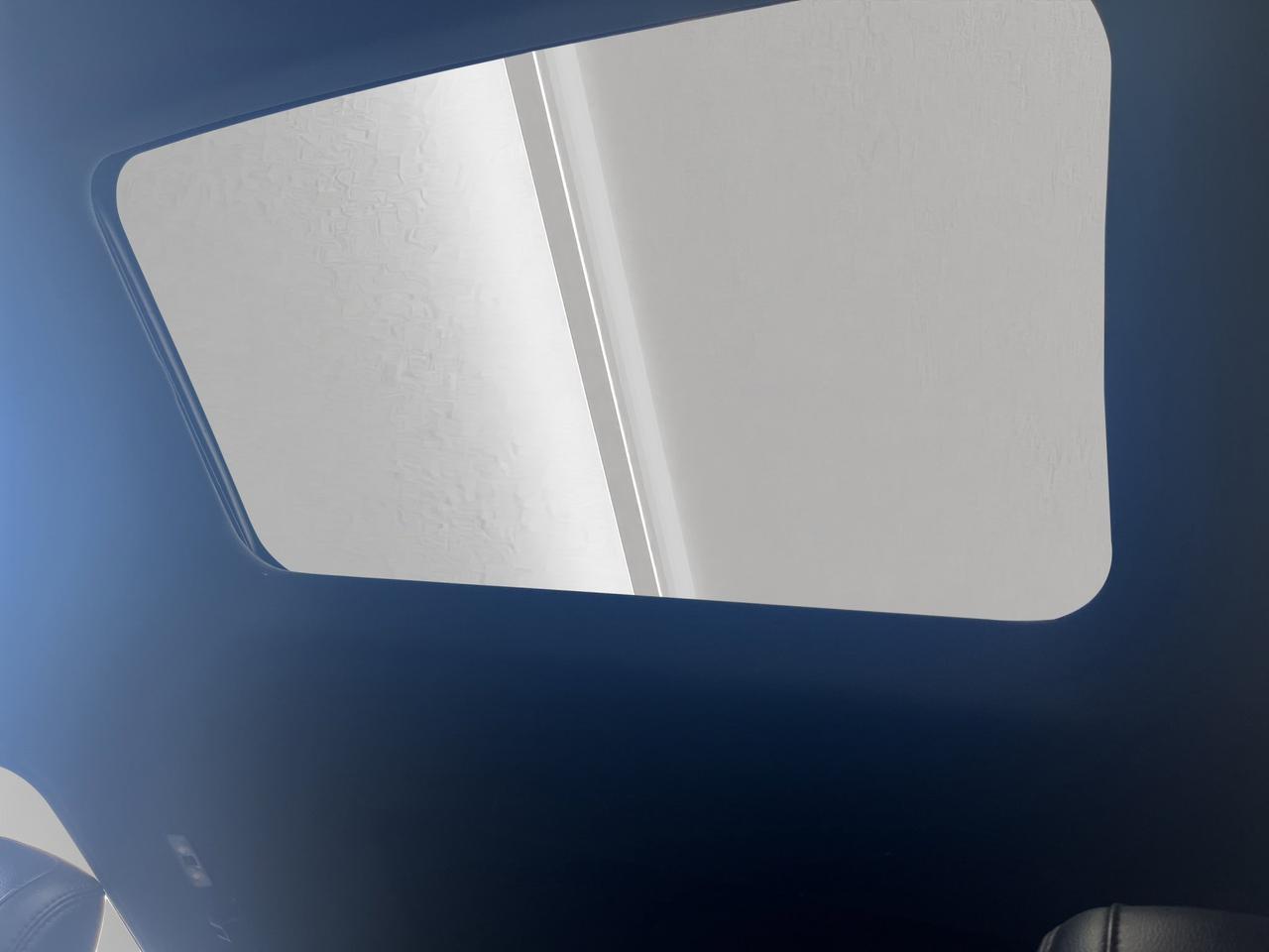 2018 Ford Explorer XLT | Reverse Cam | Heated Seats Photo