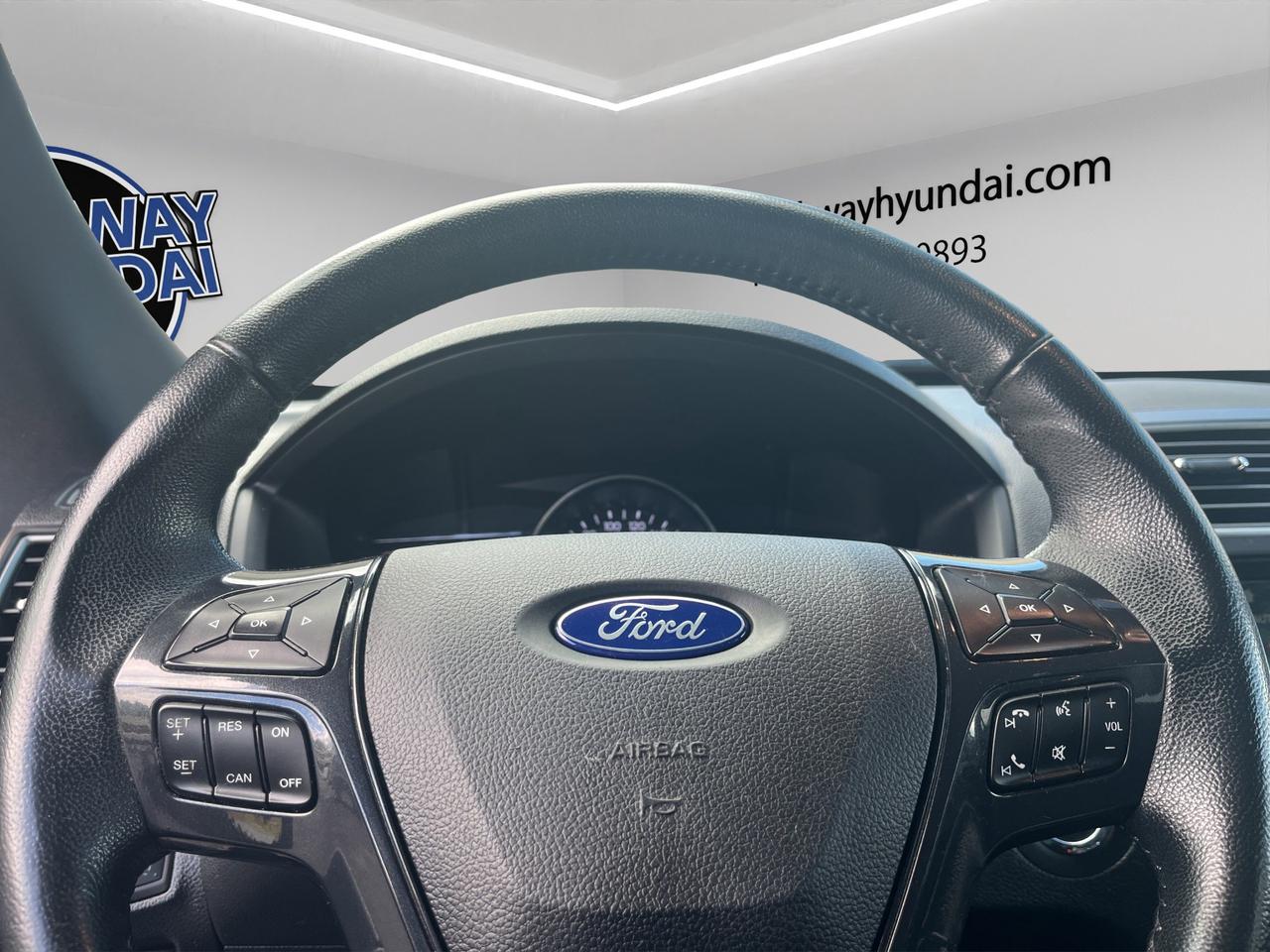 2018 Ford Explorer XLT | Reverse Cam | Heated Seats Photo