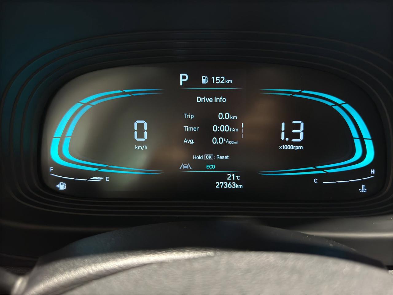 2024 Hyundai Venue Preferred | Reverse Cam | Heated Seats Photo