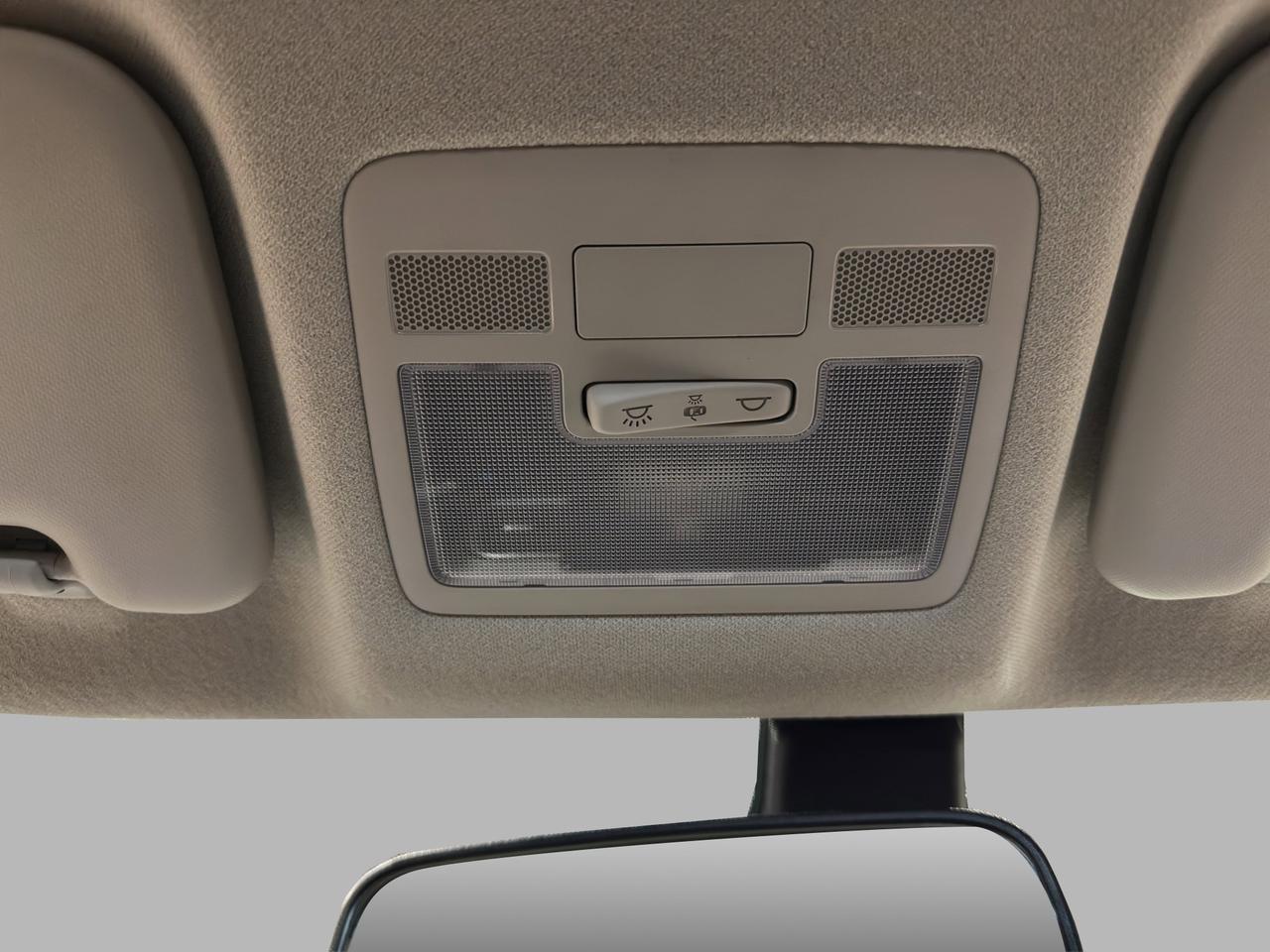 2024 Hyundai Venue Preferred | Reverse Cam | Heated Seats Photo