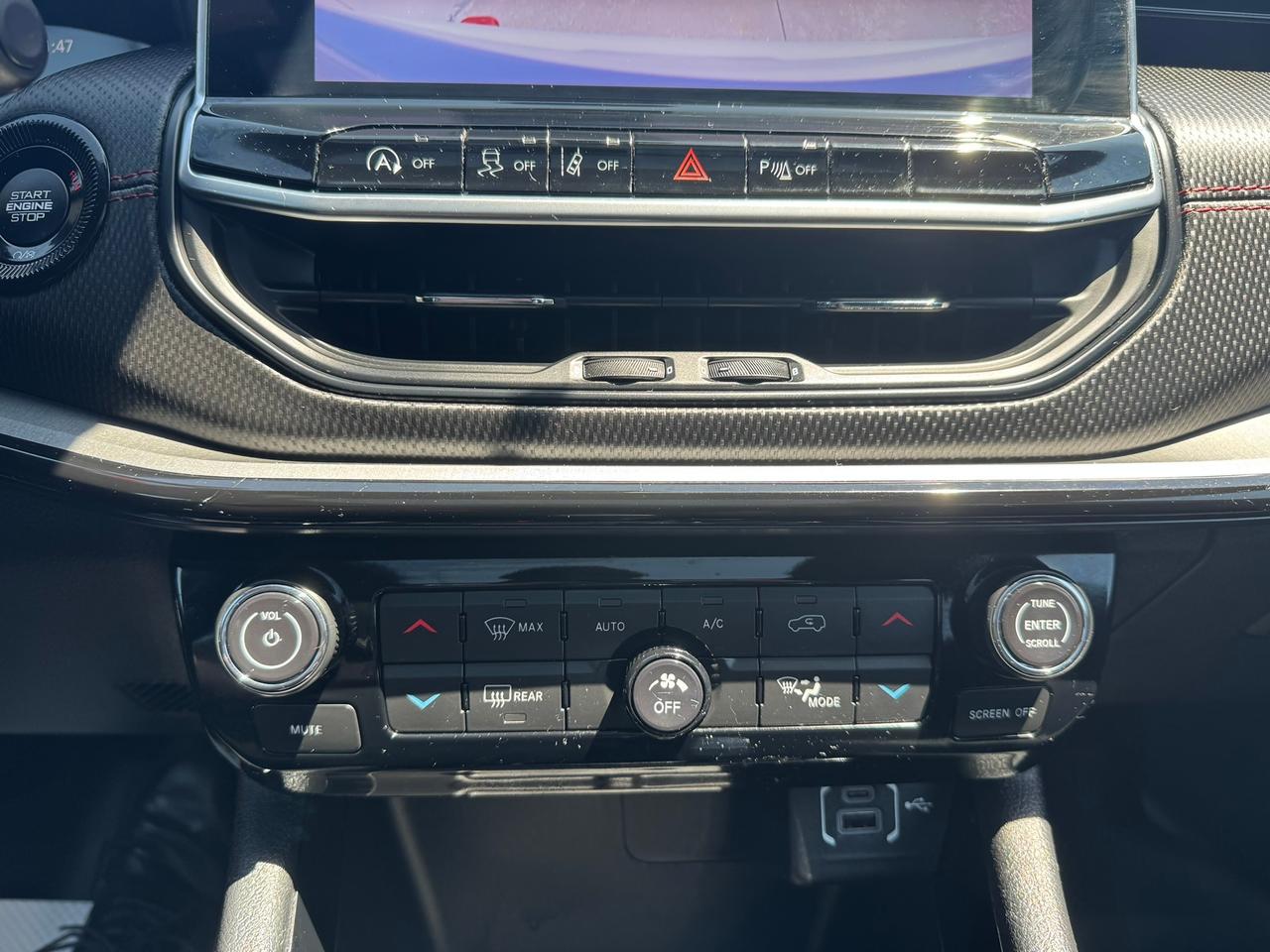 2024 Jeep Compass Trailhawk Photo