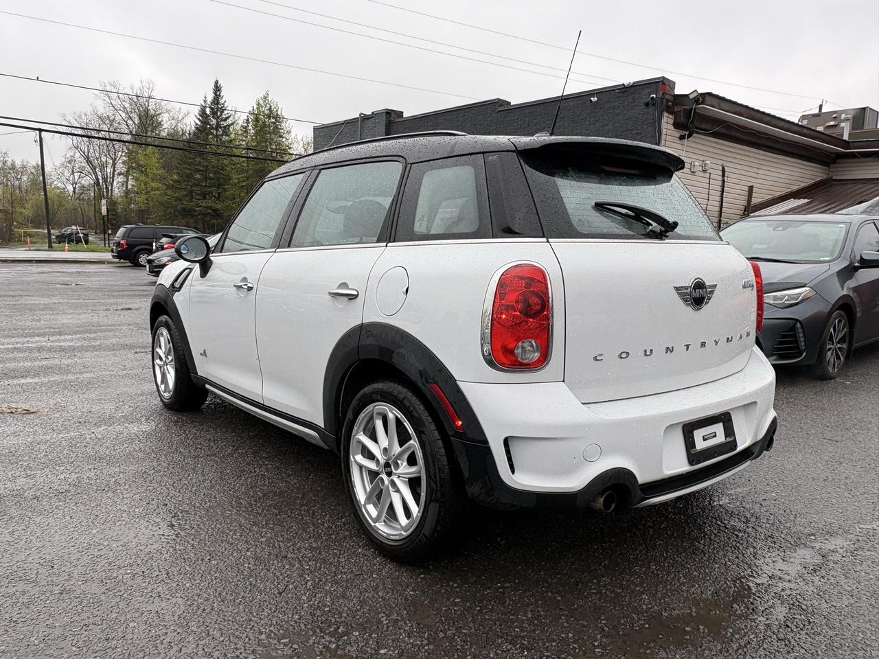 2015 MINI Cooper Countryman S Photo4