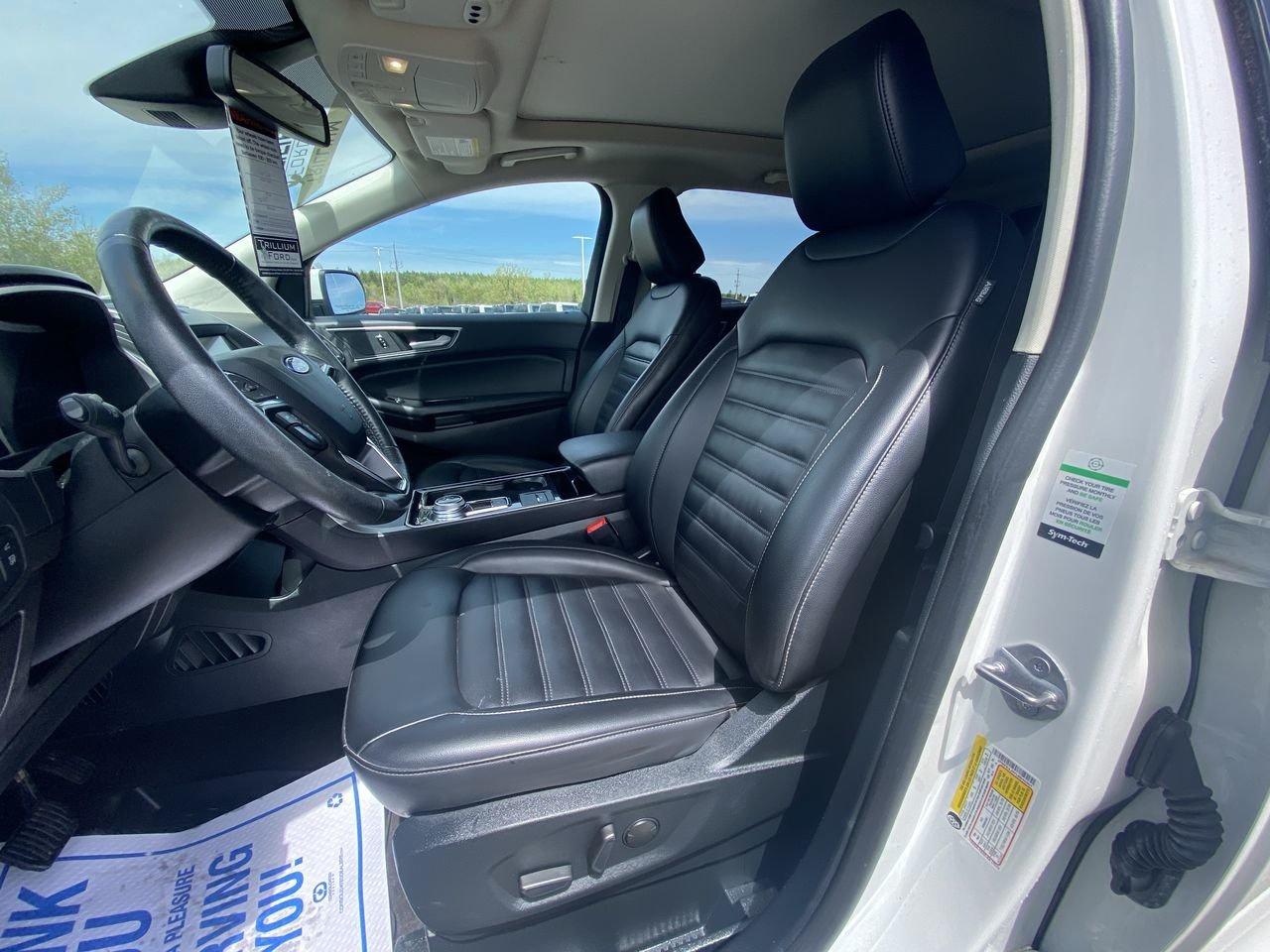 2020 Ford Edge SEL Photo
