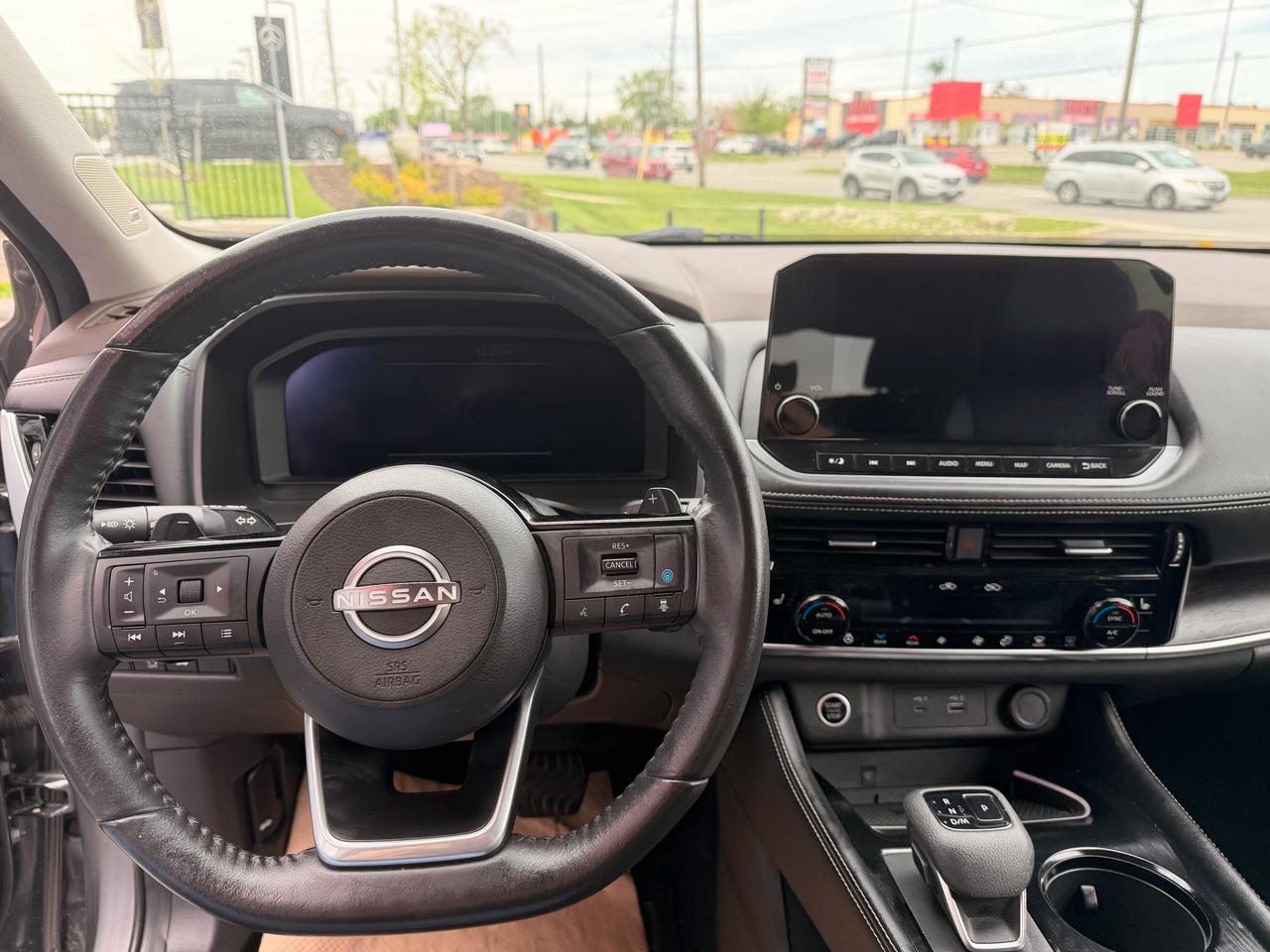 2023 Nissan Rogue Platinum Photo