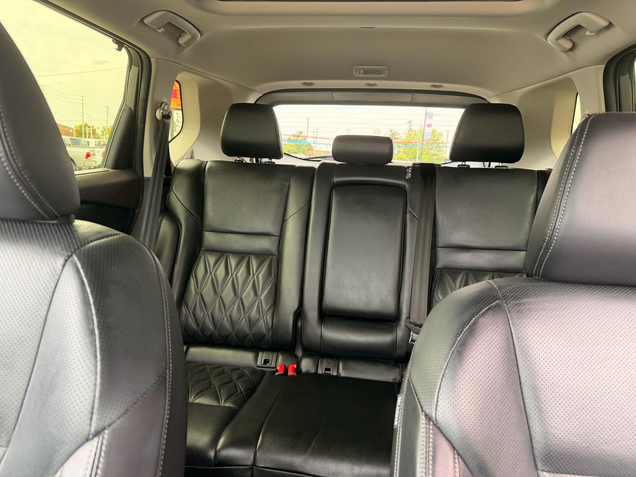2023 Nissan Rogue Platinum Photo