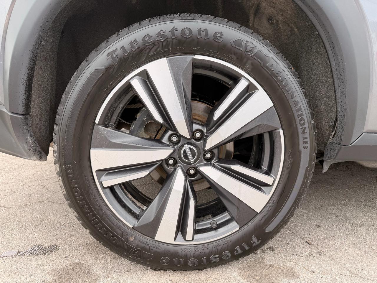 2023 Nissan Rogue Platinum Photo