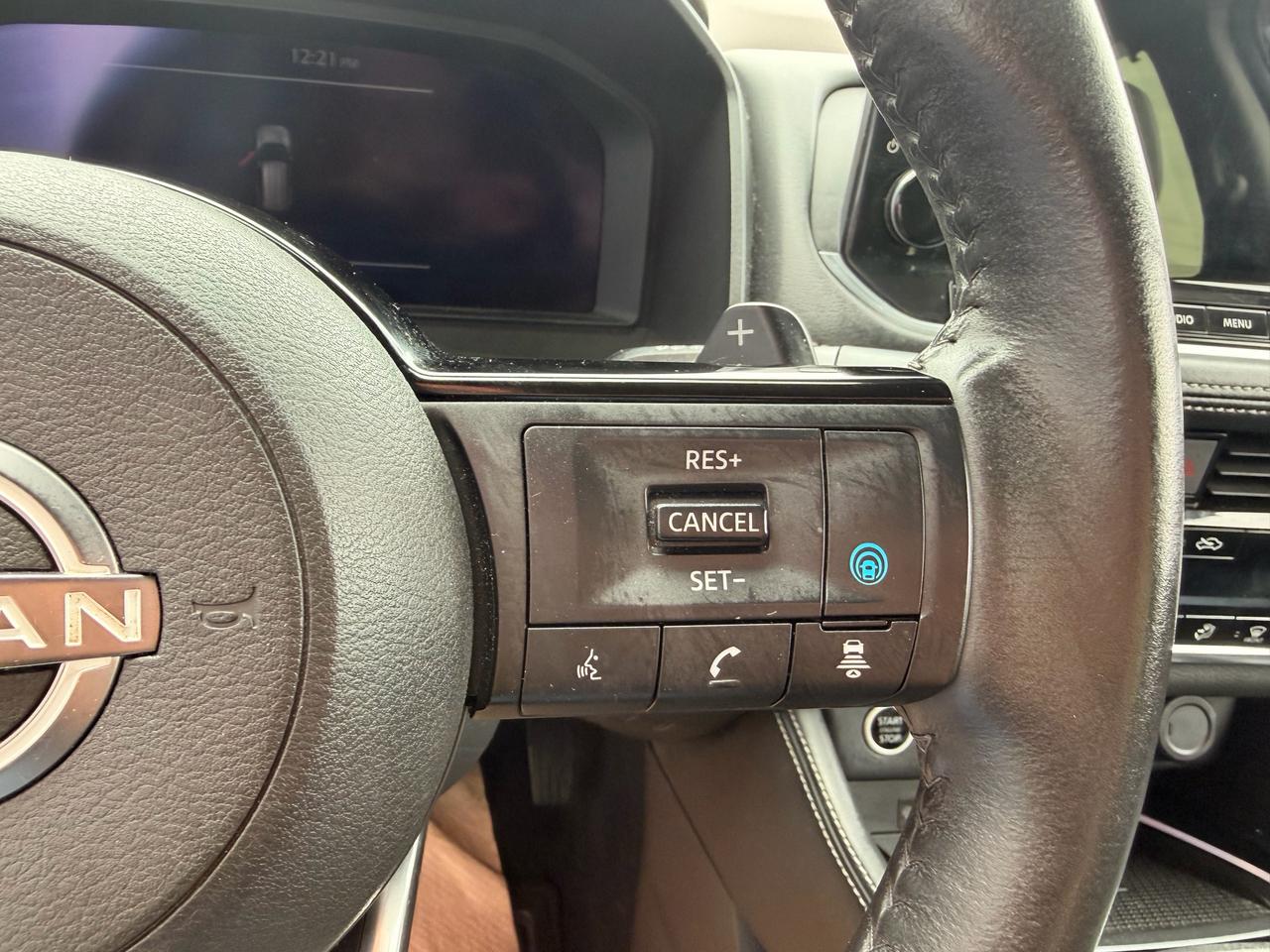 2023 Nissan Rogue Platinum Photo