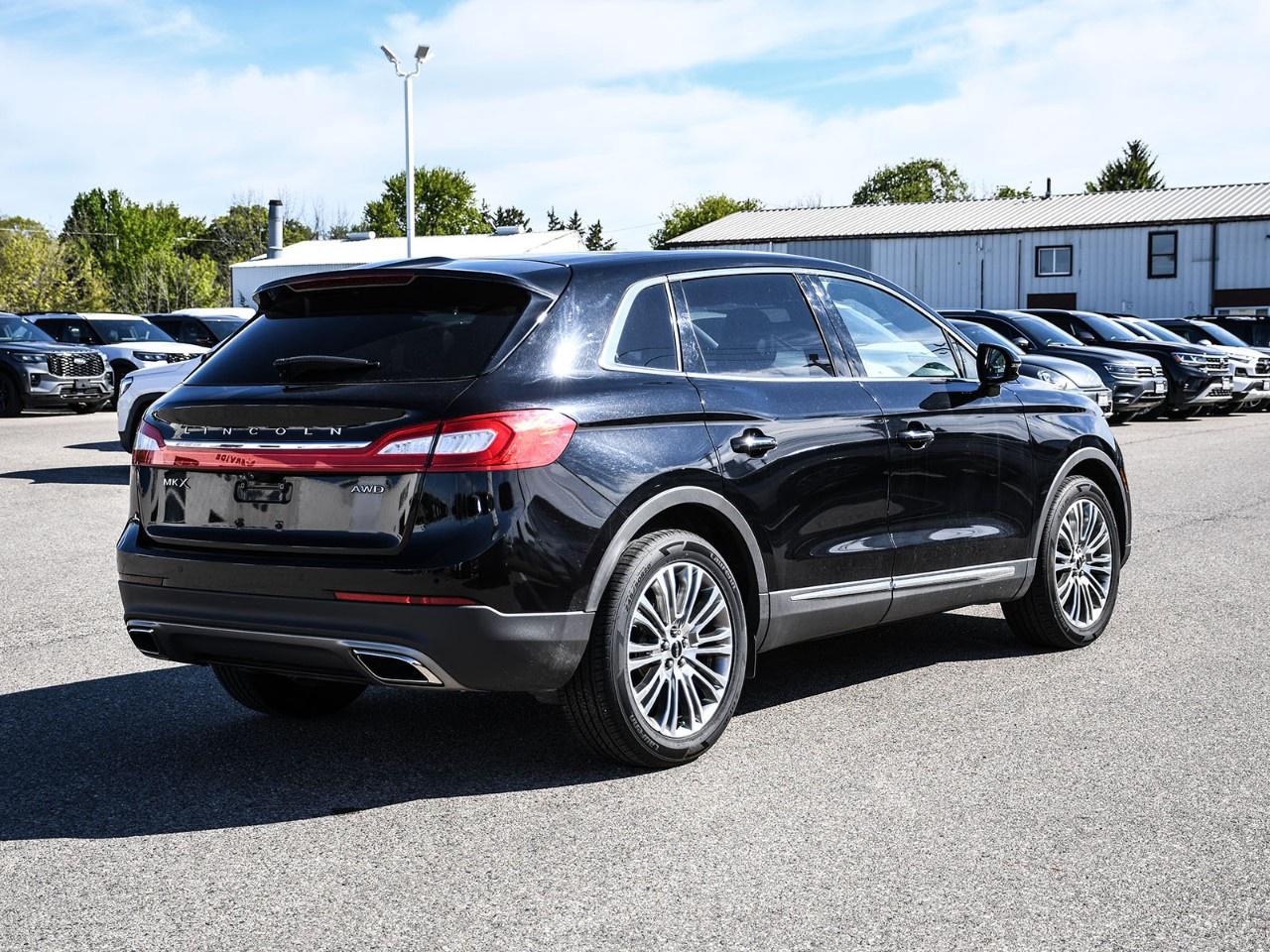 2017 Lincoln MKX AWD 4DR RESERVE Photo