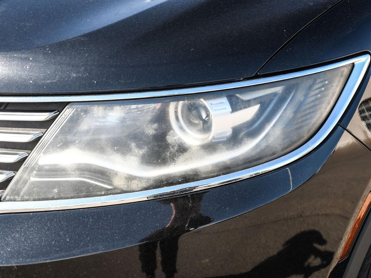 2017 Lincoln MKX AWD 4DR RESERVE Photo