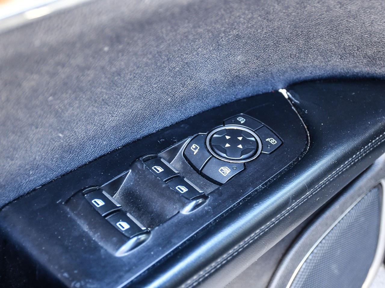 2017 Lincoln MKX AWD 4DR RESERVE Photo