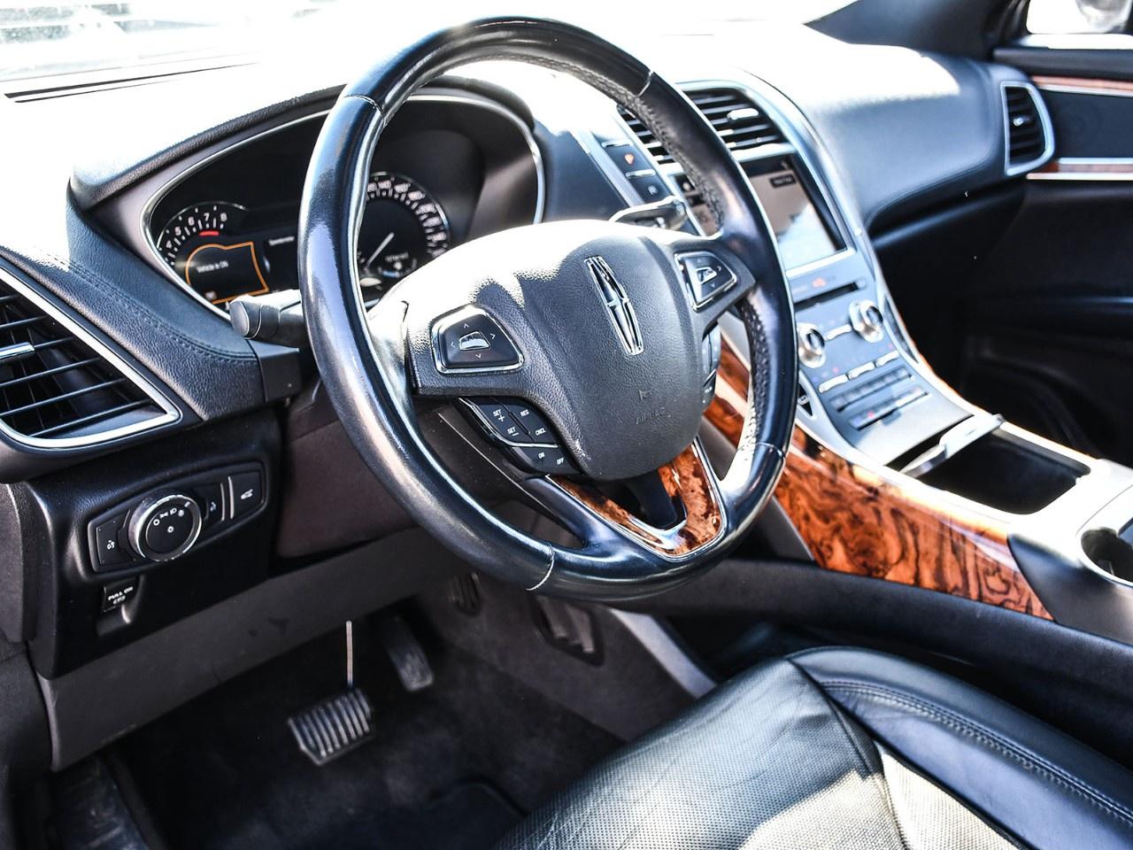 2017 Lincoln MKX AWD 4DR RESERVE Photo
