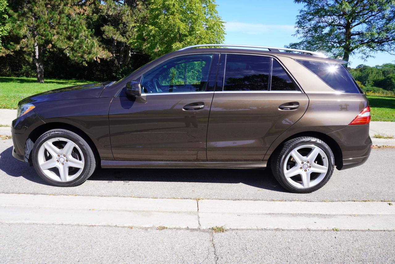 2015 Mercedes-Benz ML-Class ONE OWNER / NO ACCIDENTS / BLUETEC DIESEL / AWD / BUILT TO LAST! Photo
