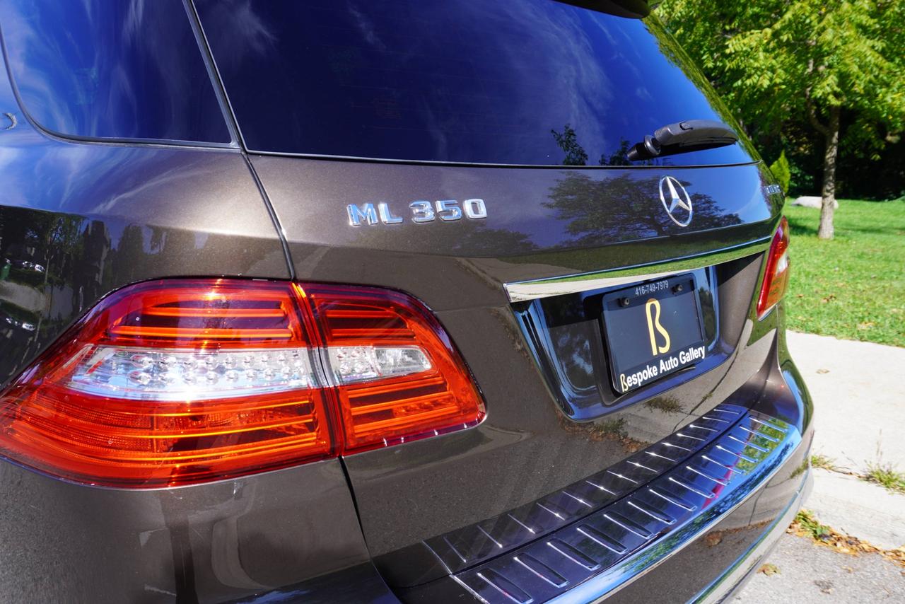 2015 Mercedes-Benz ML-Class ONE OWNER / NO ACCIDENTS / BLUETEC DIESEL / AWD / BUILT TO LAST! Photo
