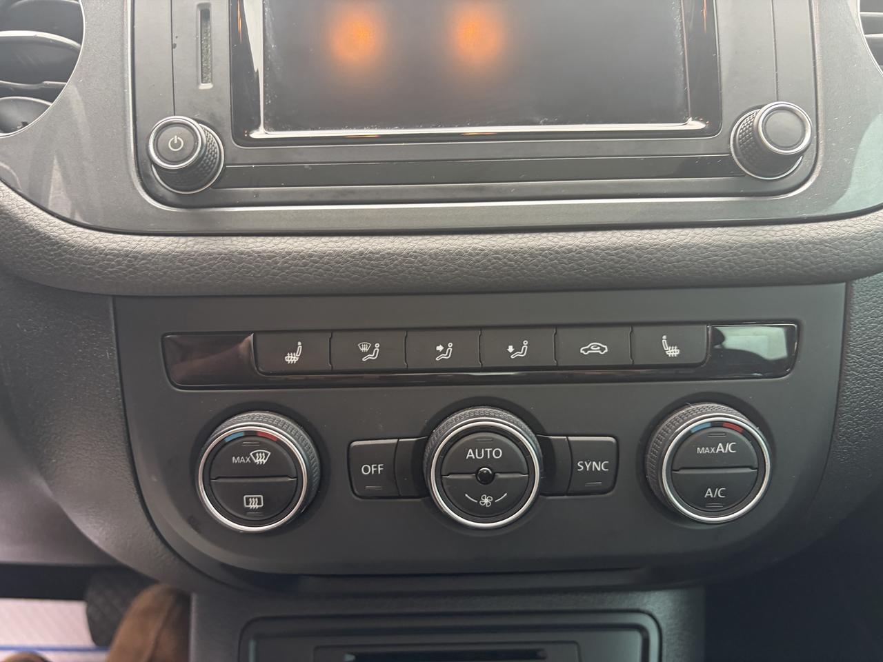 2017 Volkswagen Tiguan COMFORTLINE Photo