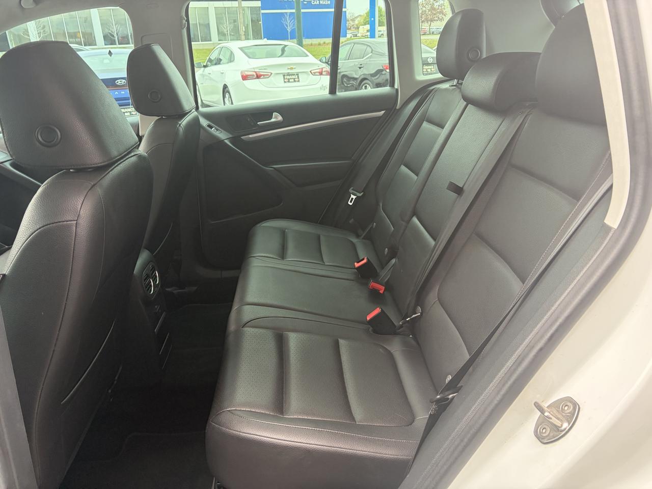 2017 Volkswagen Tiguan COMFORTLINE Photo