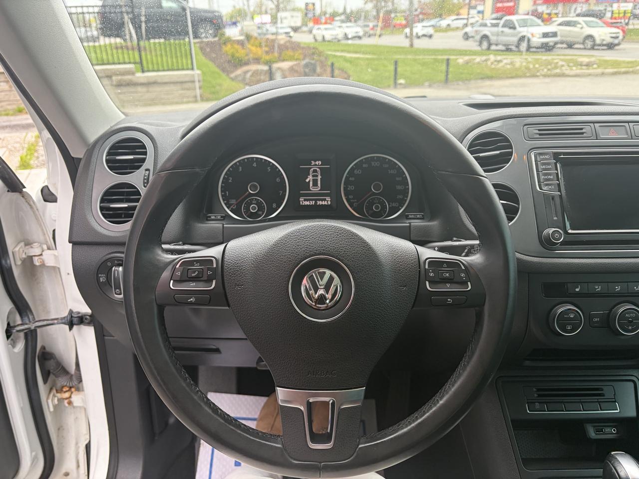 2017 Volkswagen Tiguan COMFORTLINE Photo