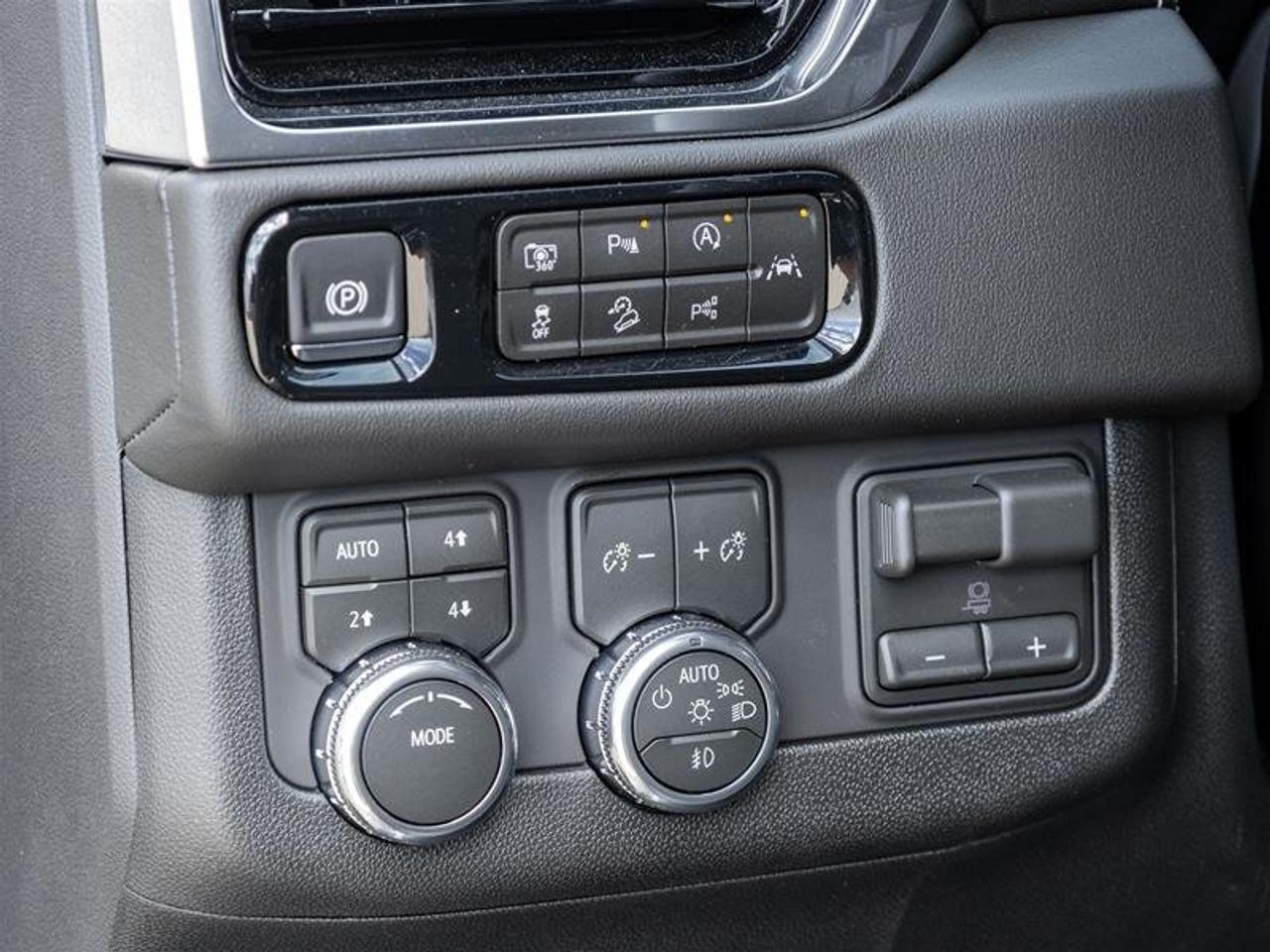2026 GMC Yukon XL Elevation Photo