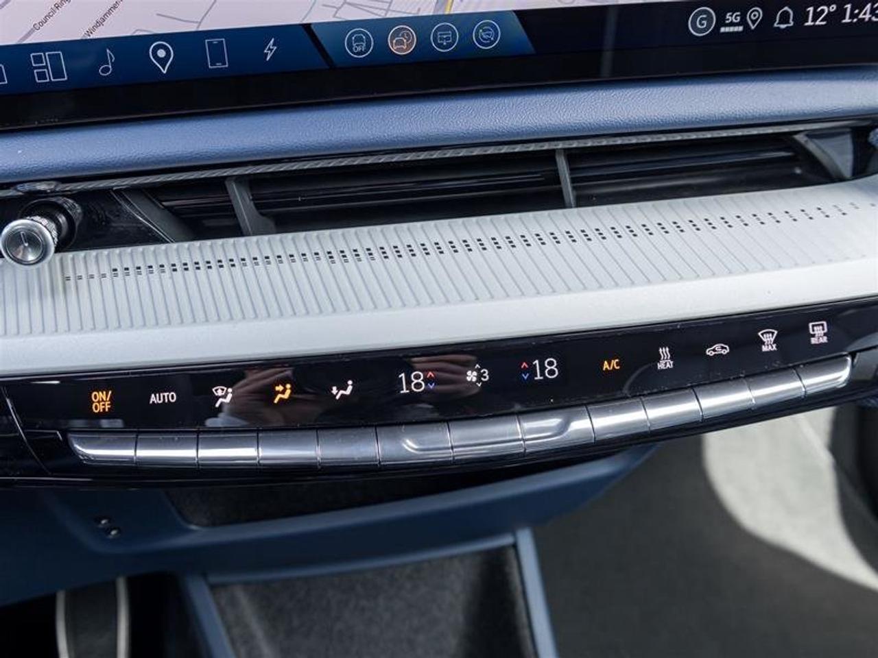 2026 Cadillac OPTIQ Premium Sport Photo