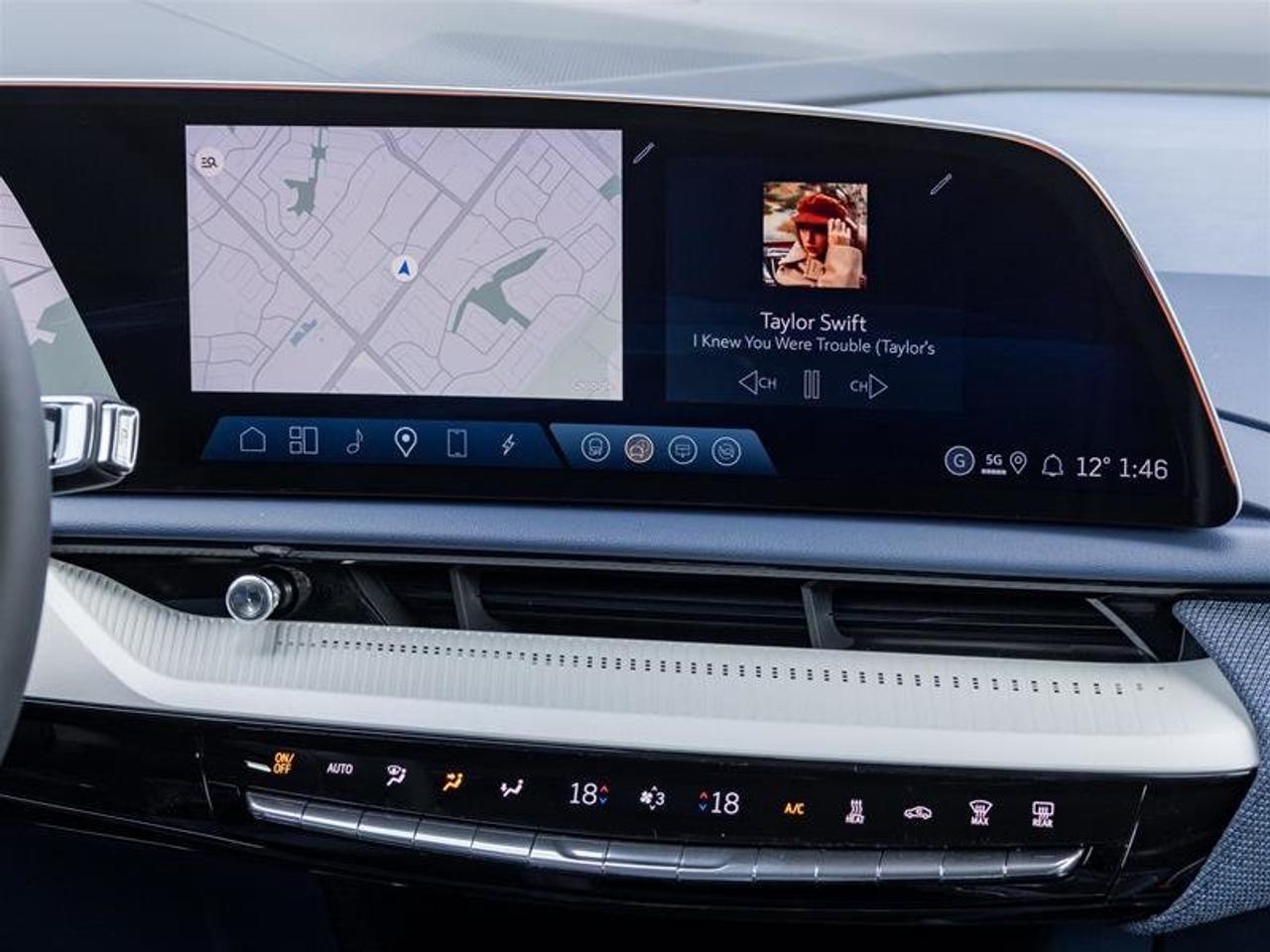 2026 Cadillac OPTIQ Premium Sport Photo