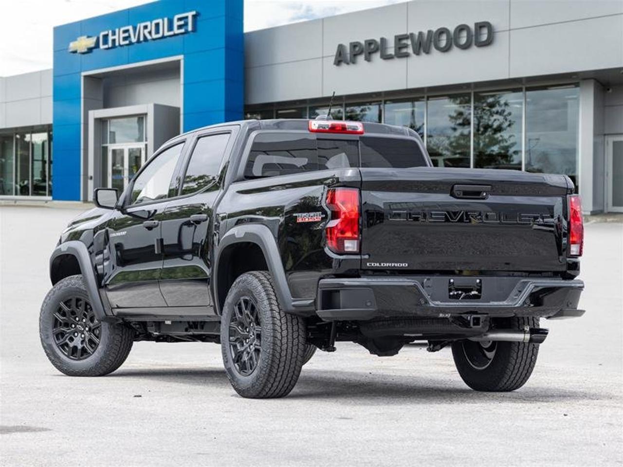 2026 Chevrolet Colorado Trail Boss Photo4