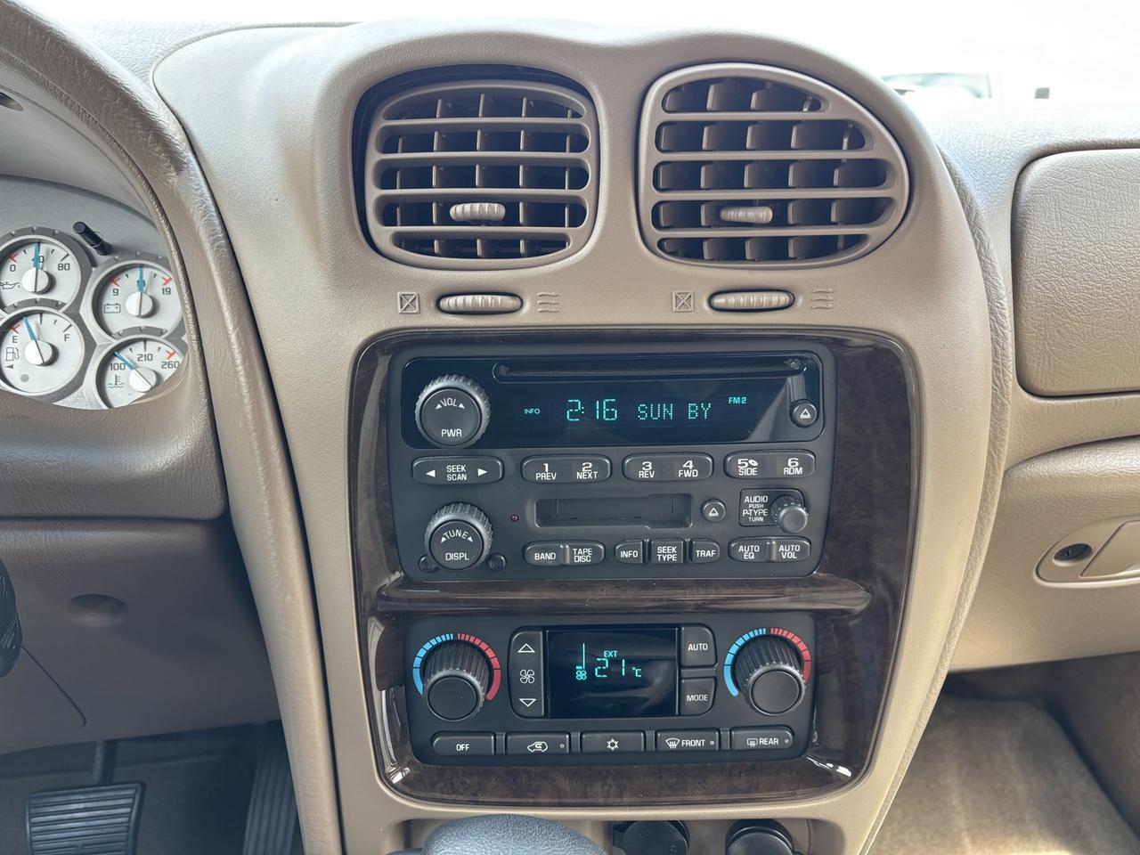 2004 Buick Rainier CXL Plus 2WD ~FLORIDA CAR!~ Photo