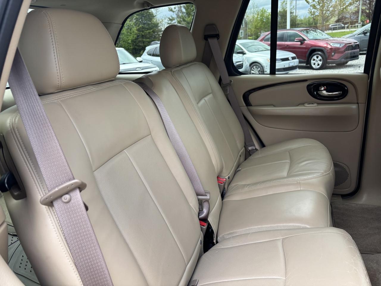 2004 Buick Rainier CXL Plus 2WD ~FLORIDA CAR!~ Photo