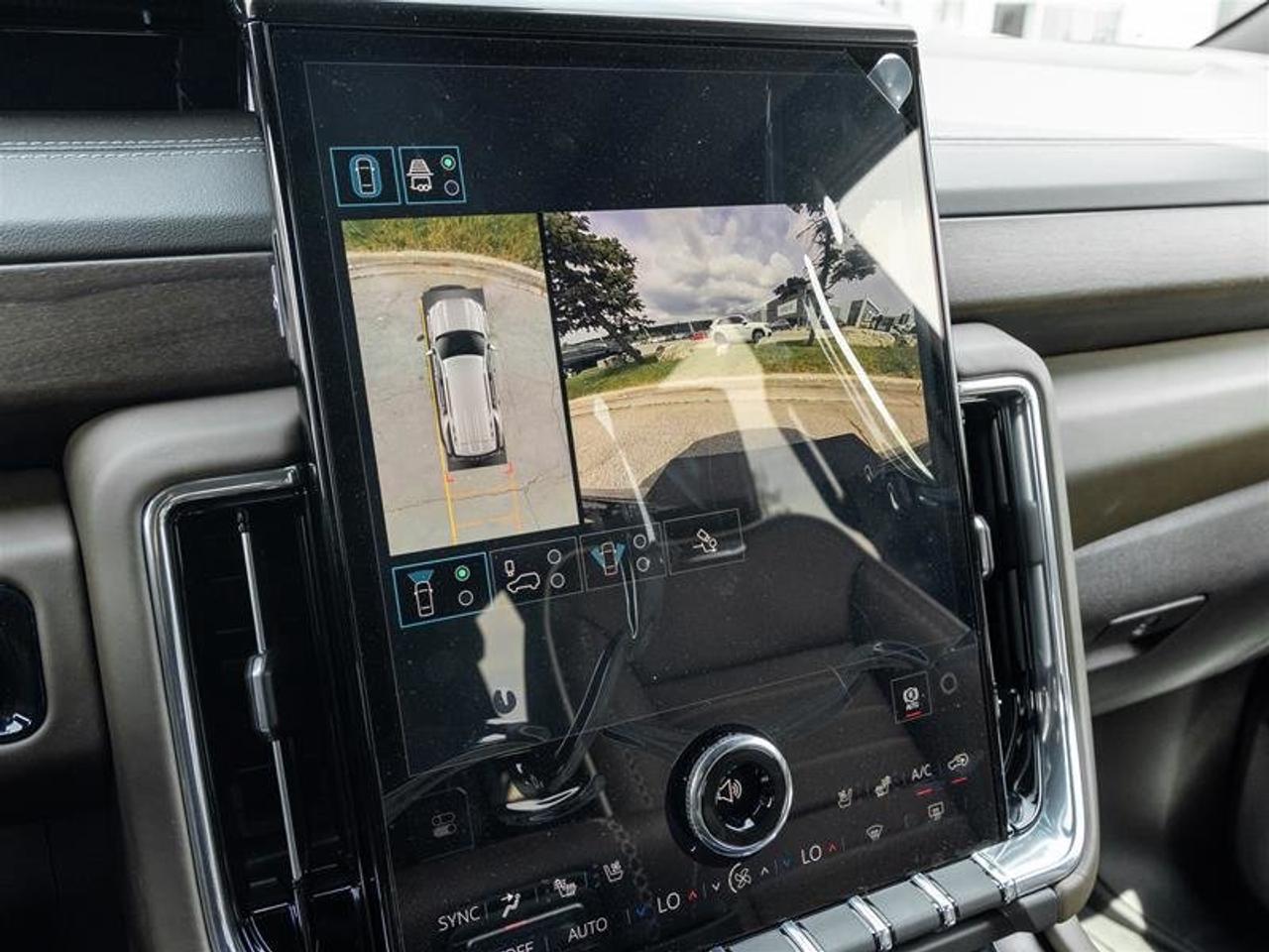 2026 GMC Yukon Denali Ultimate Photo