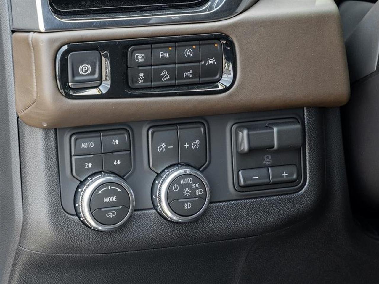 2026 GMC Yukon Denali Ultimate Photo