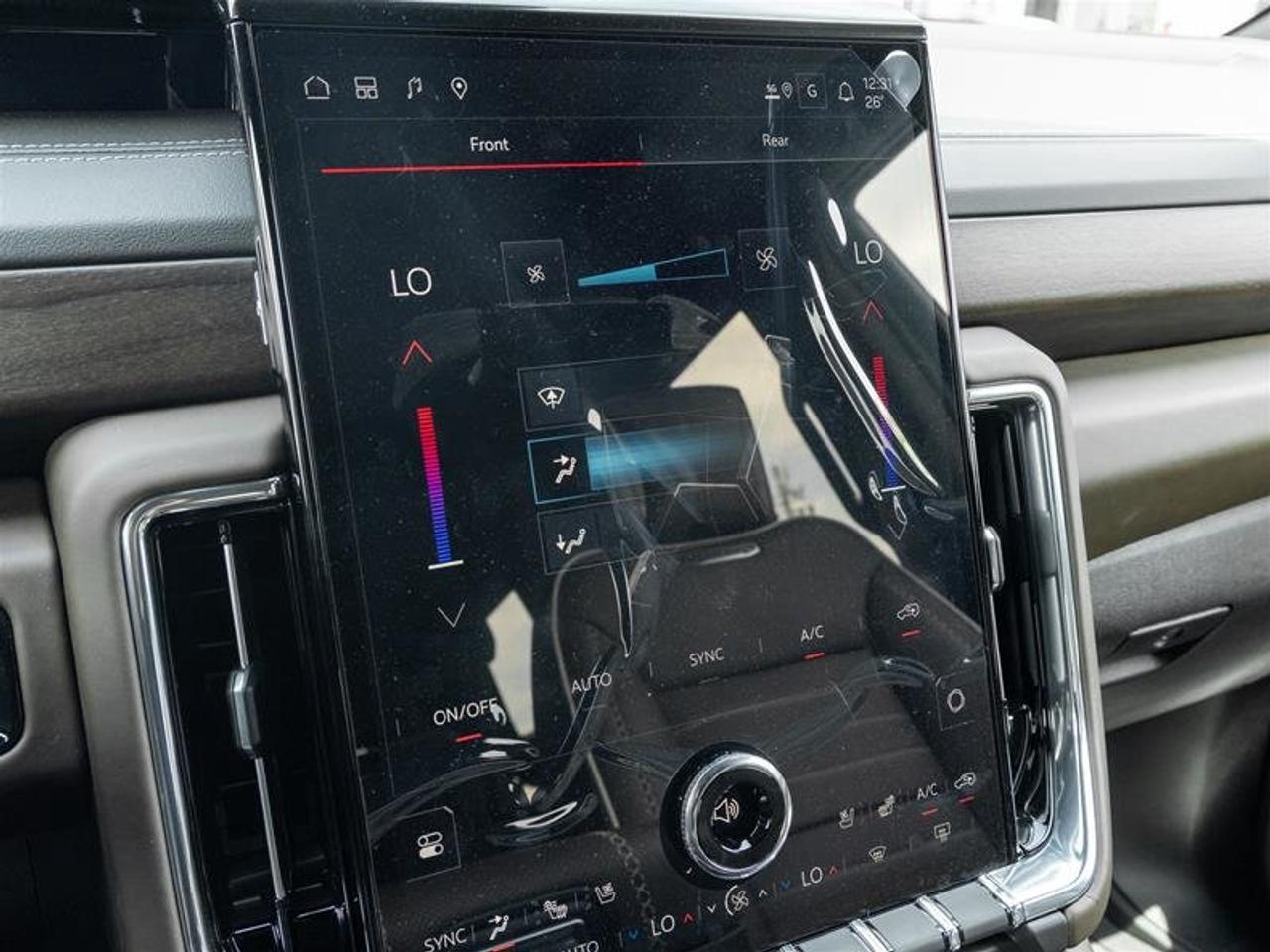 2026 GMC Yukon Denali Ultimate Photo