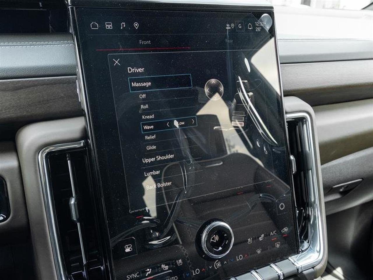 2026 GMC Yukon Denali Ultimate Photo