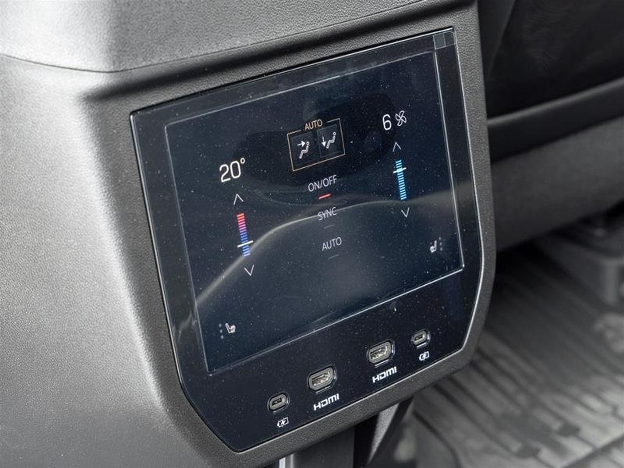 2026 GMC Yukon Denali Ultimate Photo