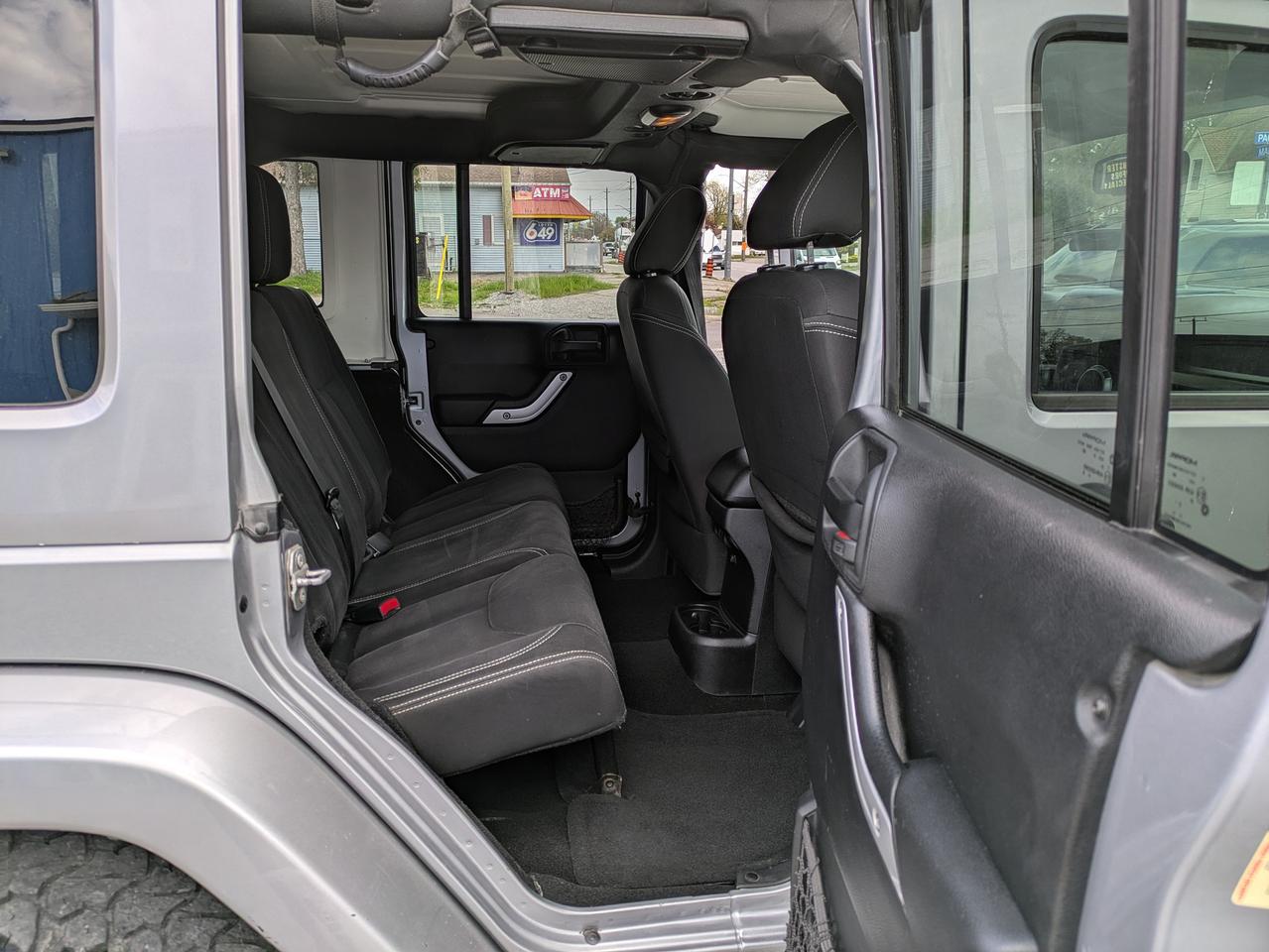 2016 Jeep Wrangler 4WD 4DR SAHARA Photo
