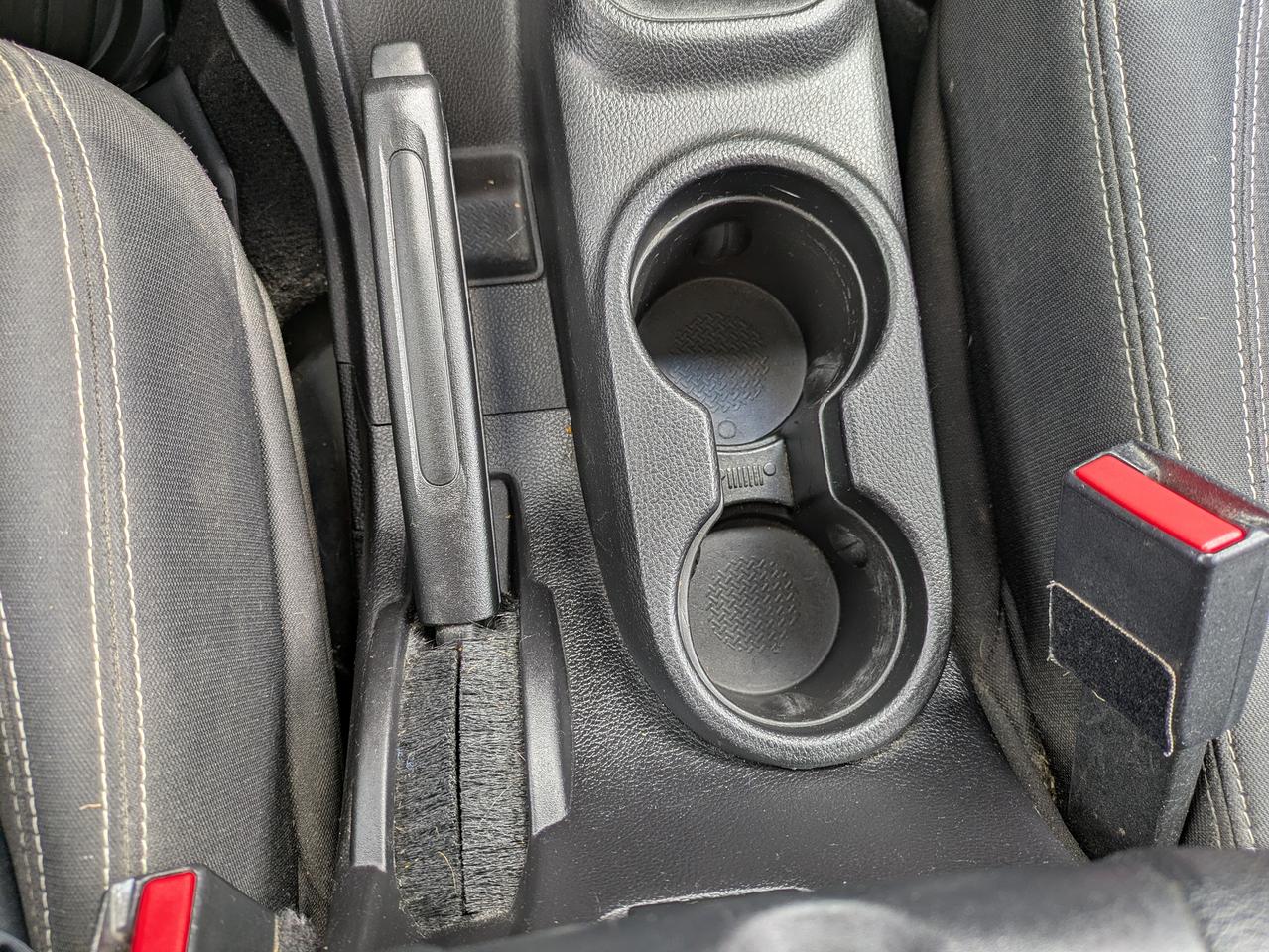 2016 Jeep Wrangler 4WD 4DR SAHARA Photo