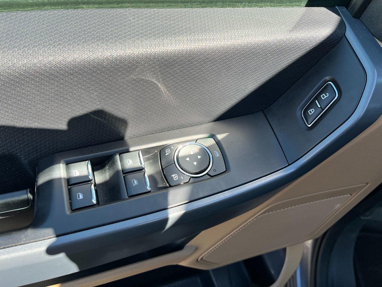 2023 Ford F-150 XLT 4WD SuperCrew 5.5' Box Photo