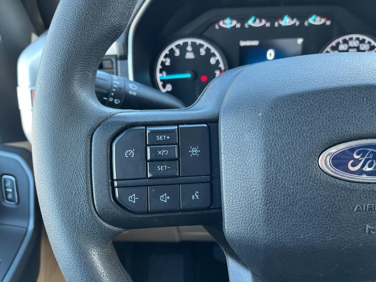 2023 Ford F-150 XLT 4WD SuperCrew 5.5' Box Photo