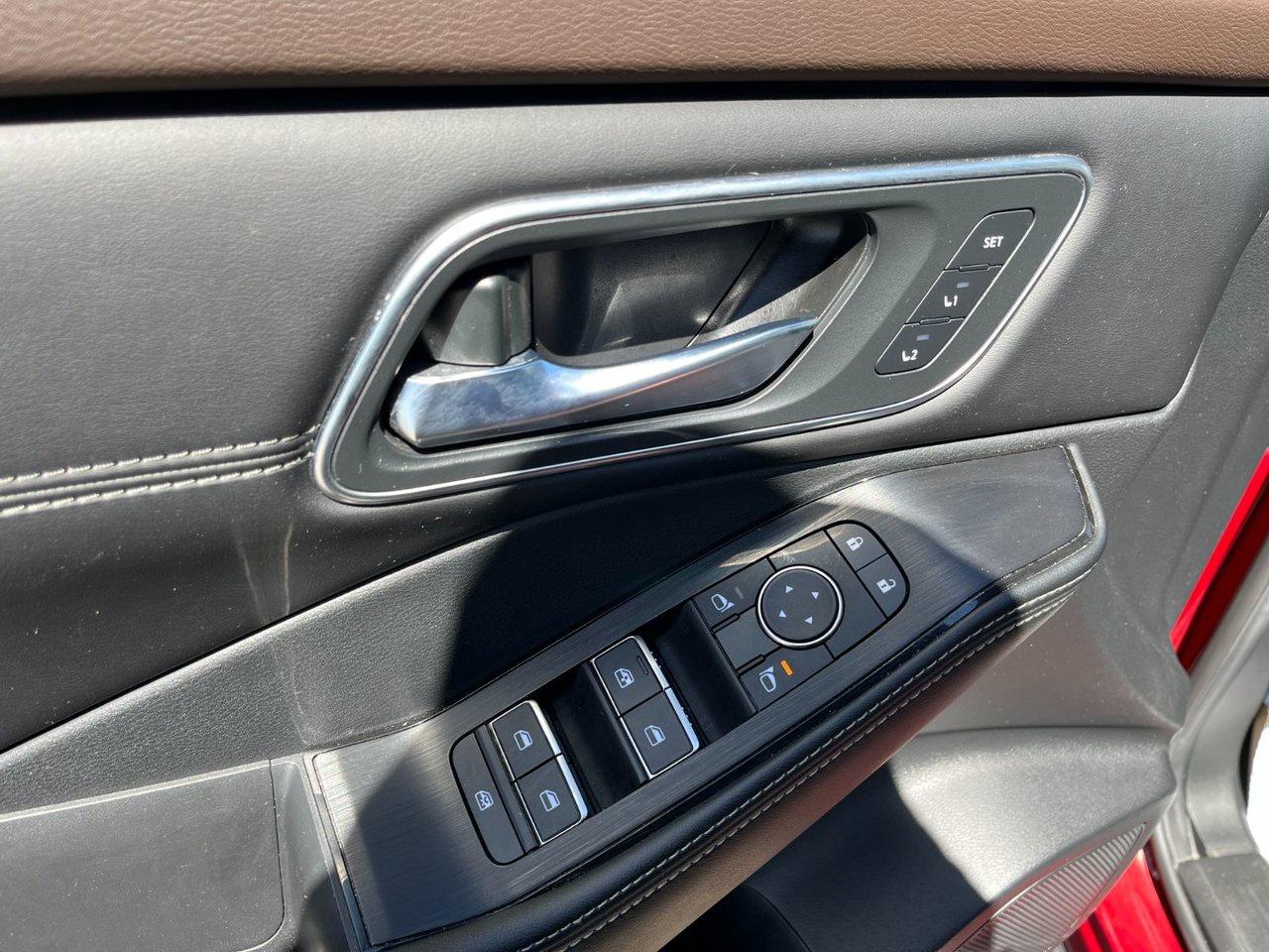 2023 Nissan Rogue AWD Platinum Photo