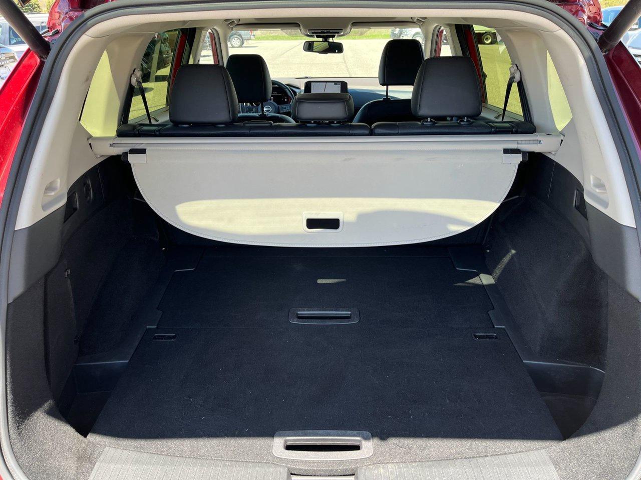 2023 Nissan Rogue AWD Platinum Photo