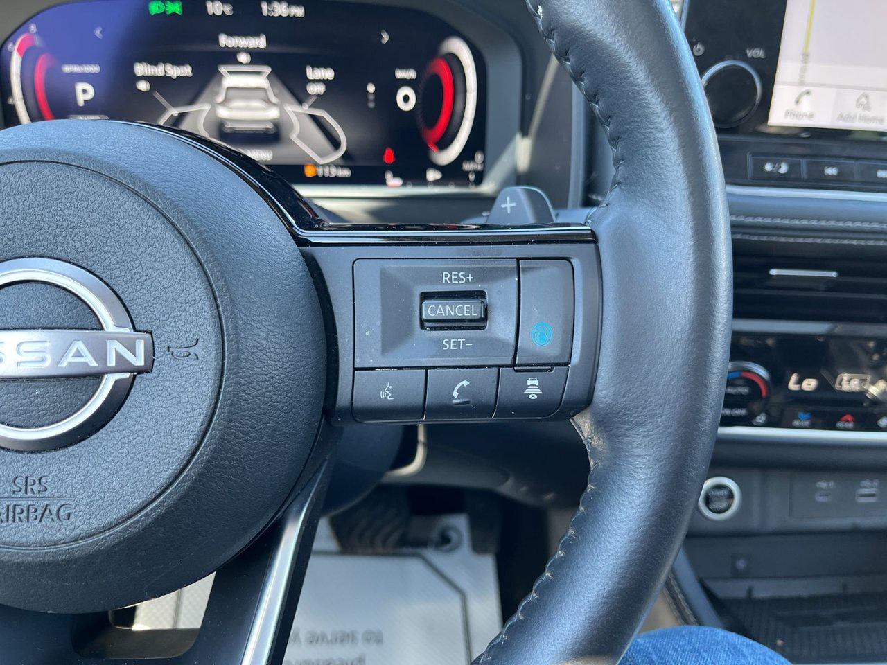 2023 Nissan Rogue AWD Platinum Photo