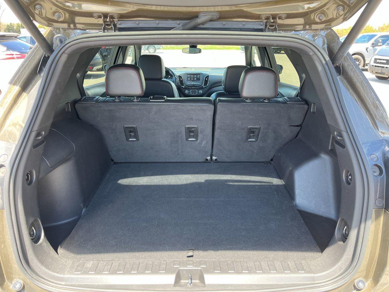 2023 Chevrolet Equinox AWD 4dr RS Photo
